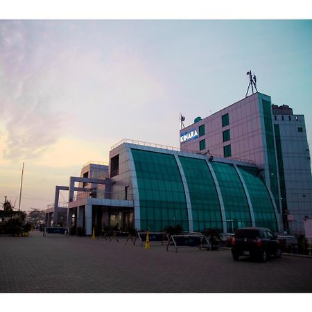 Hotel Akbars Kinara Gujrat Bagian luar foto