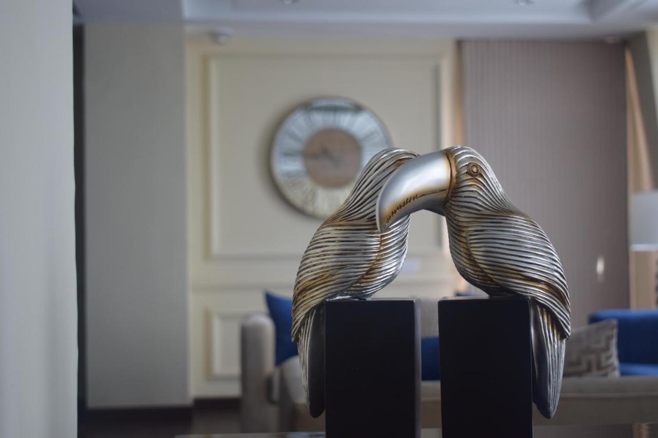 Hotel Akbars Kinara Gujrat Bagian luar foto